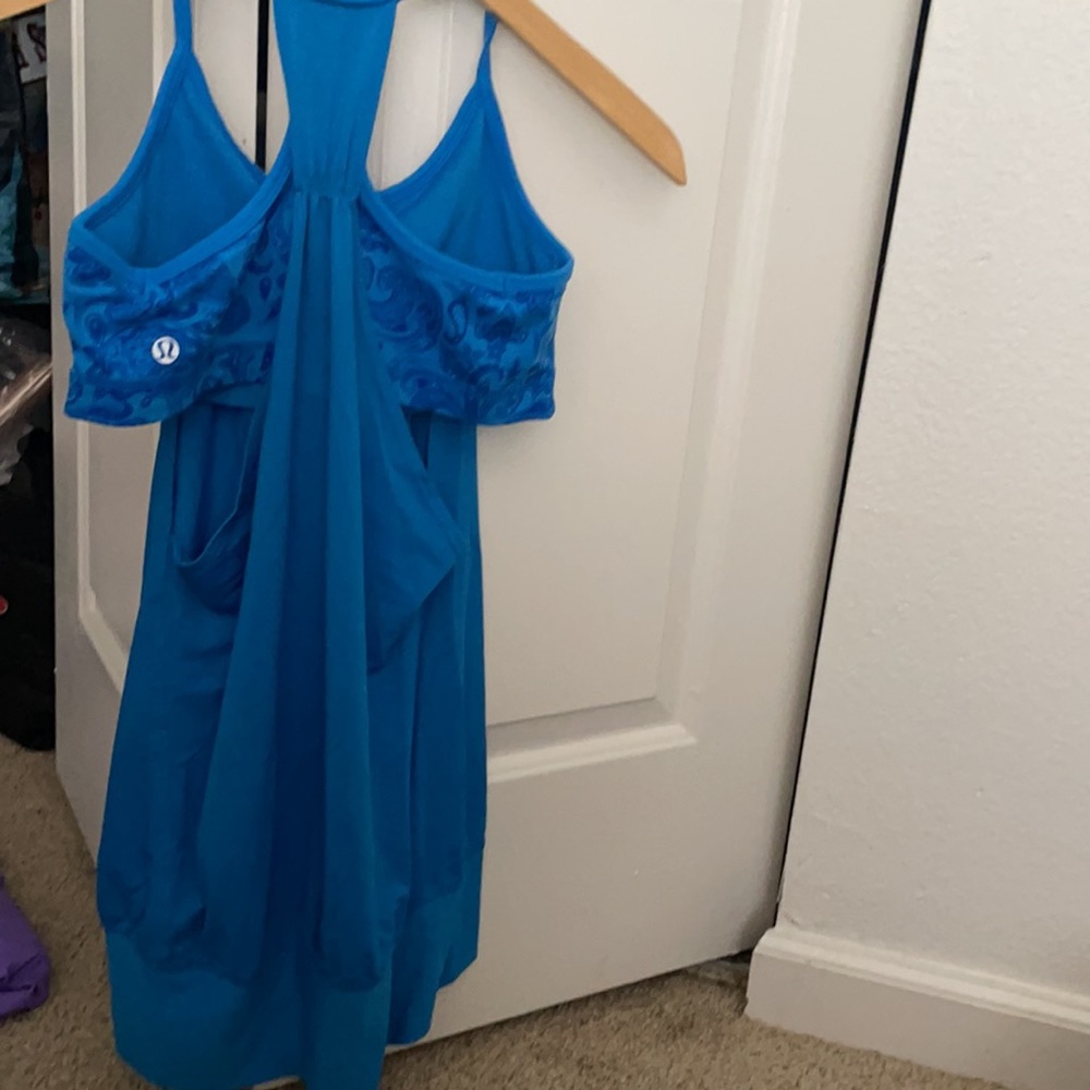Loved Lululemon tank with bra attached